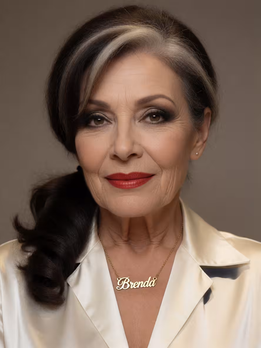 Brenda, your host at Amoure